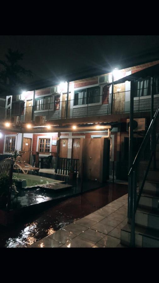 Hostel Nashe Puerto Iguazú Exterior foto